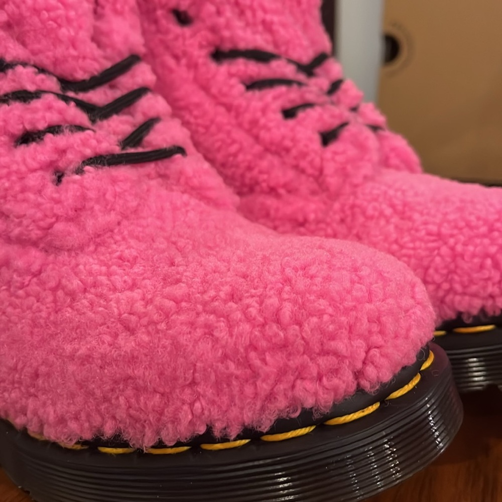 Dr. Martens Air Wair 1460 Pascal Boots Clash Pink 27822682 Womens Size 8 - Picture 7 of 16